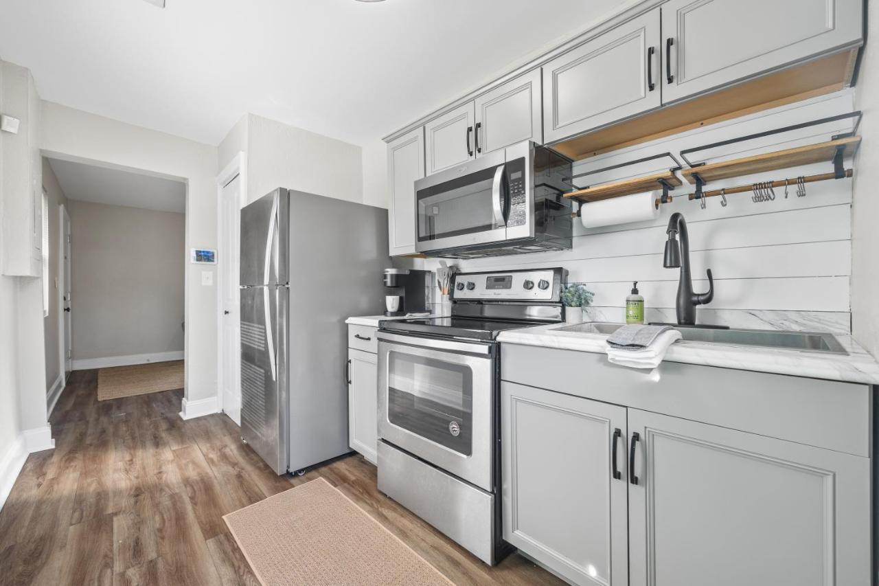 Cozy 2-Bedroom Retreat W/Wi-Fi & Keurig Coffee 亚特兰大 外观 照片