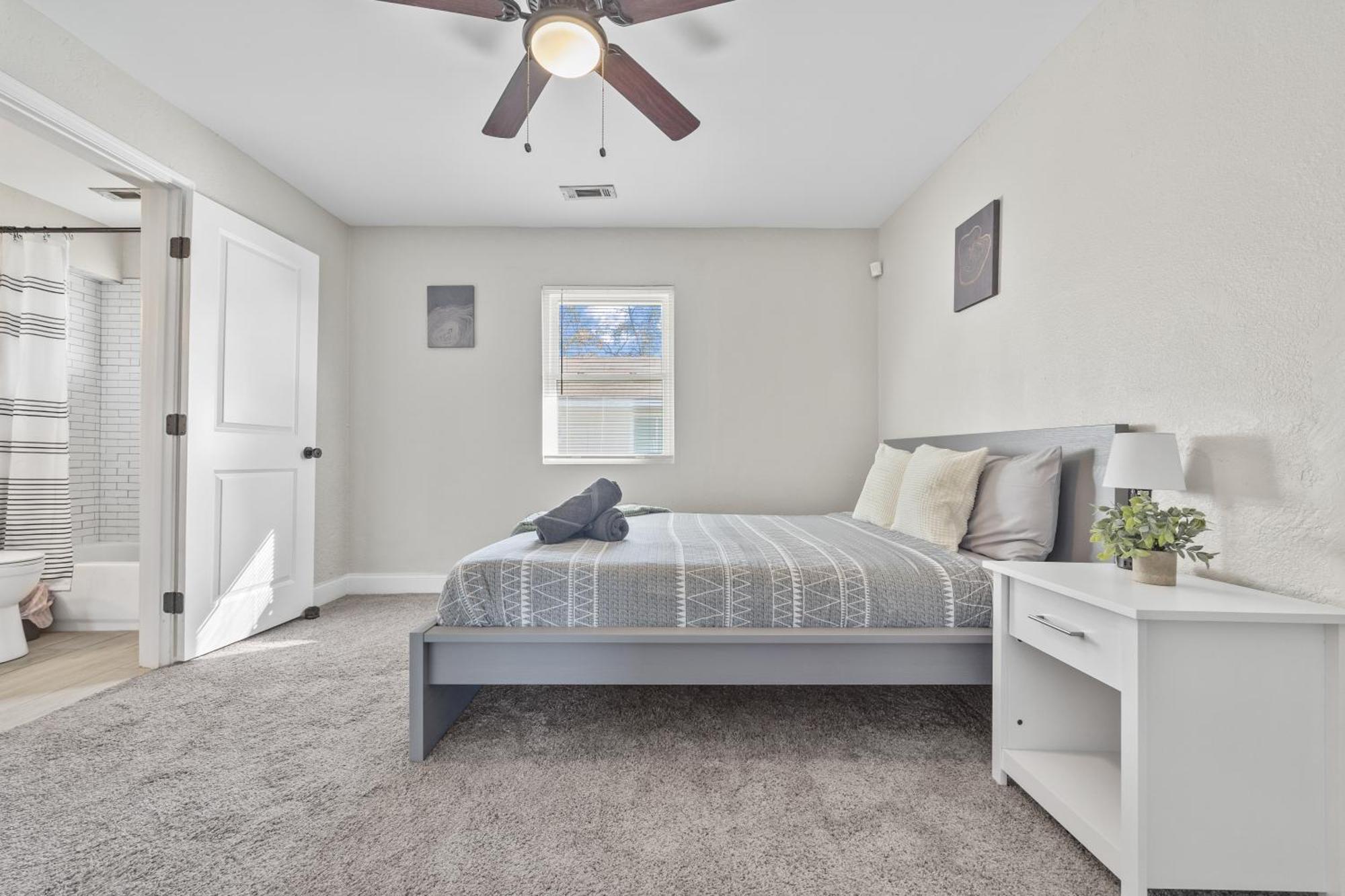 Cozy 2-Bedroom Retreat W/Wi-Fi & Keurig Coffee 亚特兰大 外观 照片