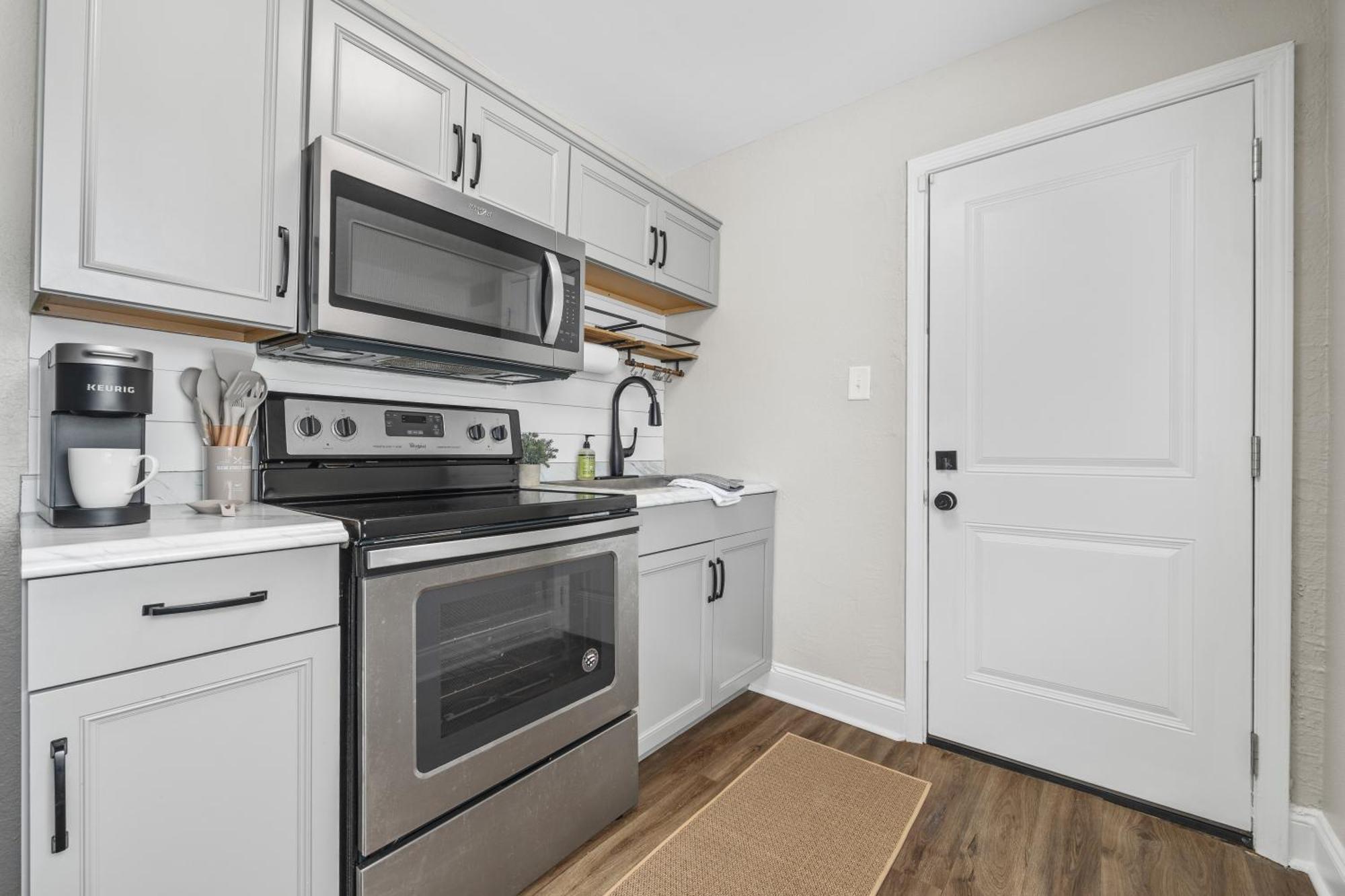 Cozy 2-Bedroom Retreat W/Wi-Fi & Keurig Coffee 亚特兰大 外观 照片